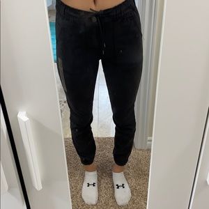 brand new american eagle joggers